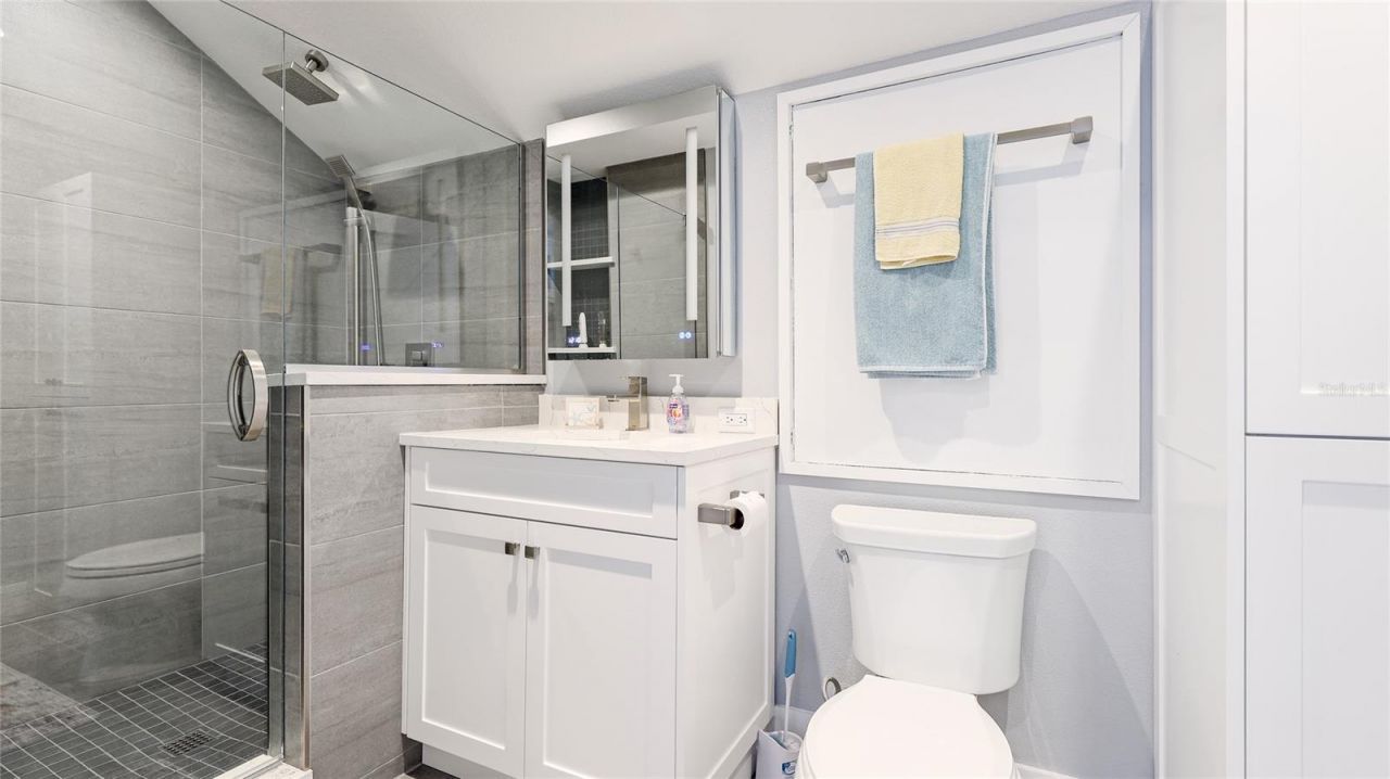 22 Sandy Cove Road, Unit APT 10-5, Sarasota, FL 34242 Photo