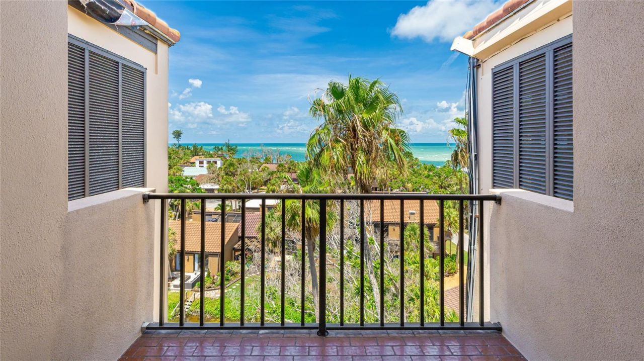 22 Sandy Cove Road, Unit APT 10-5, Sarasota, FL 34242 Photo