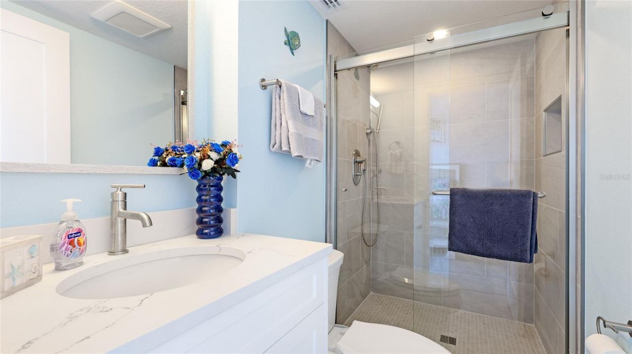 22 Sandy Cove Road, Unit APT 10-5, Sarasota, FL 34242 Photo