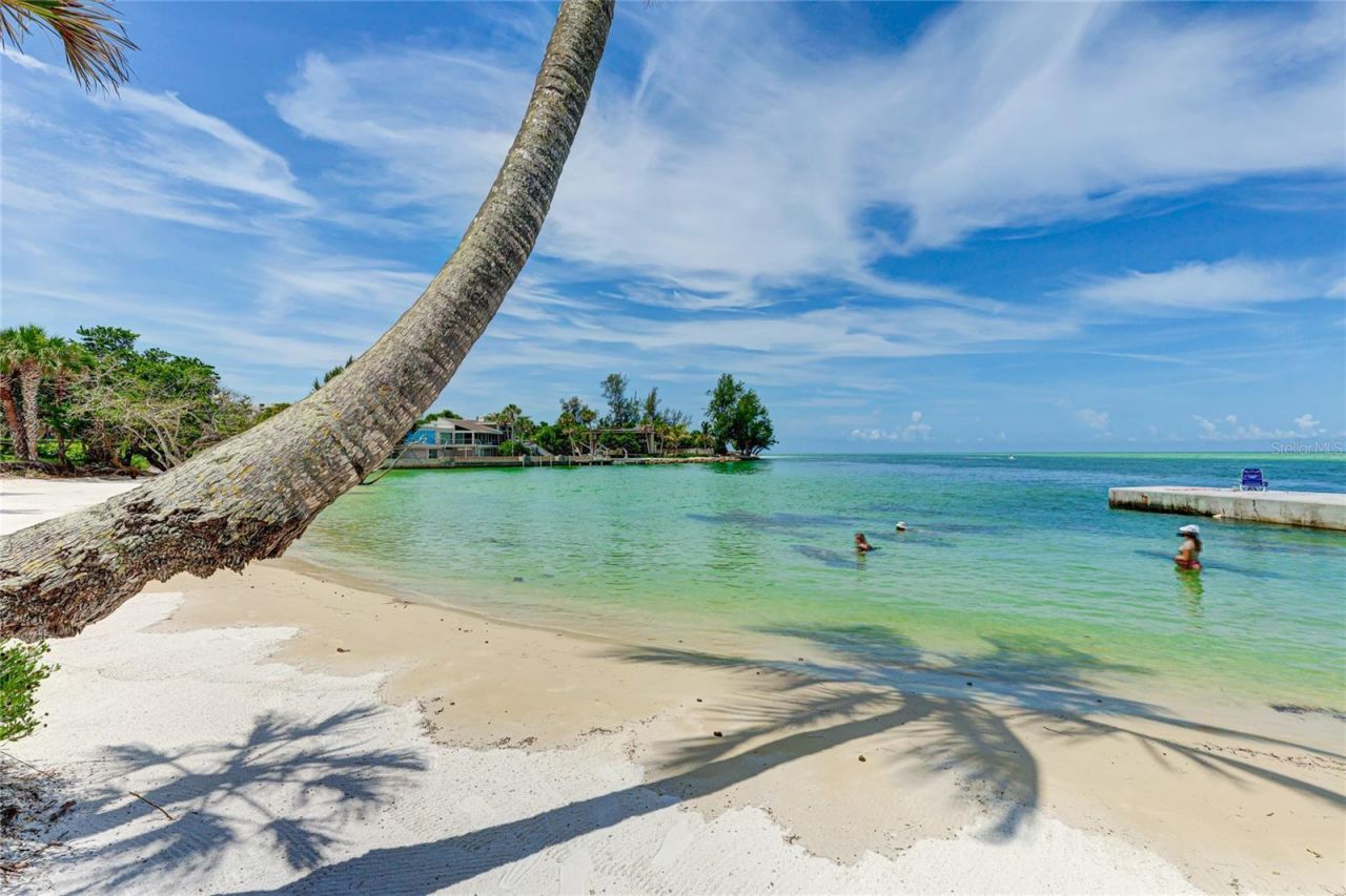 22 Sandy Cove Road, Unit APT 10-5, Sarasota, FL 34242 Photo