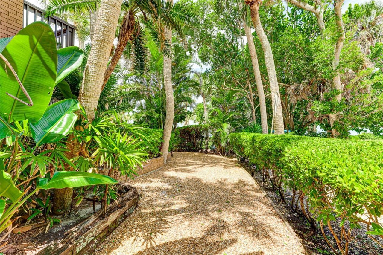 22 Sandy Cove Road, Unit APT 10-5, Sarasota, FL 34242 Photo