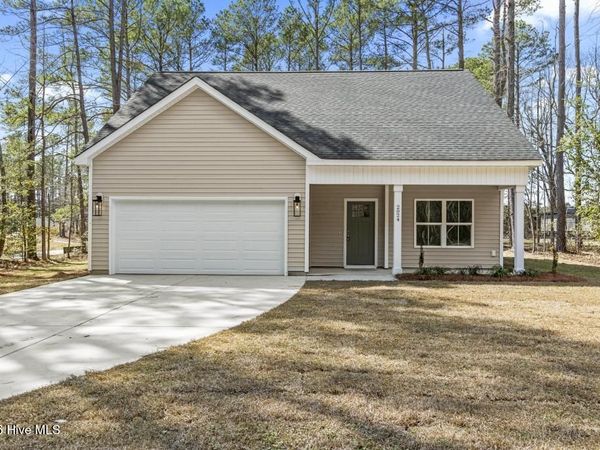 2024 Page Road, Burgaw, NC 28425