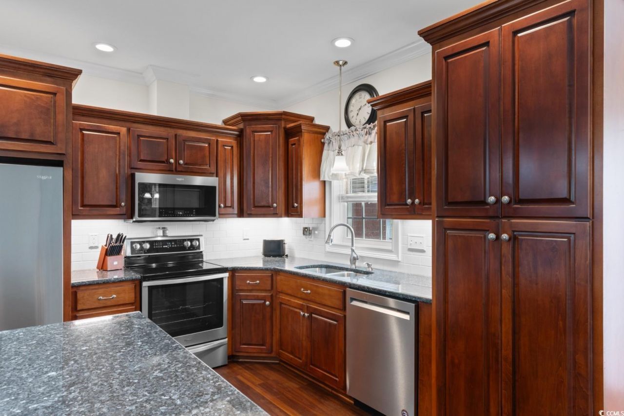 813 Sisters Rd. Photo 11