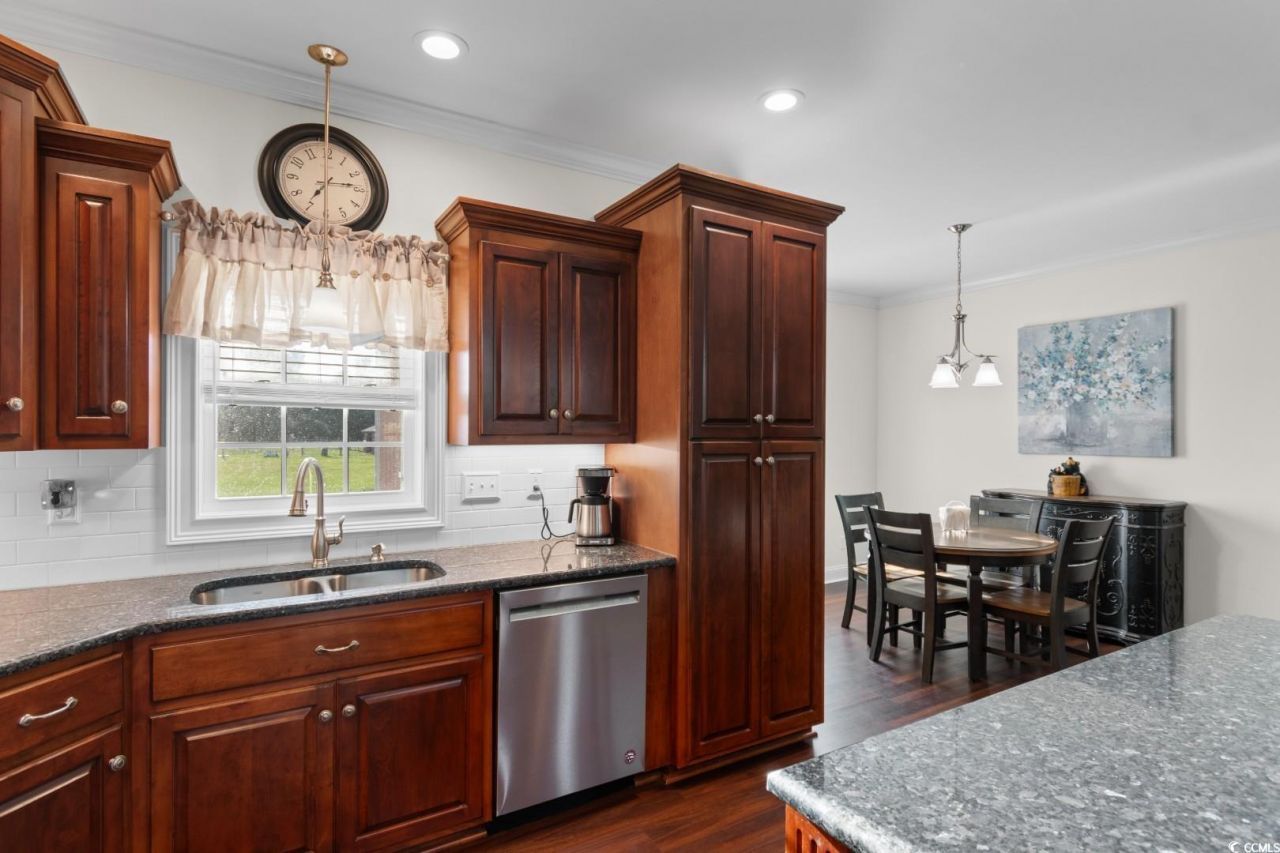 813 Sisters Rd. Photo 12