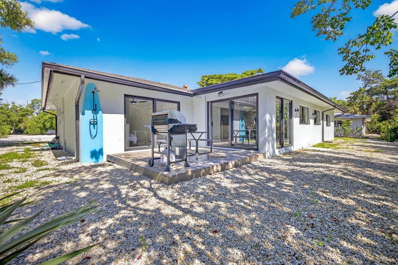 1105 Skiff Pl, Sanibel, FL 33957 Photo