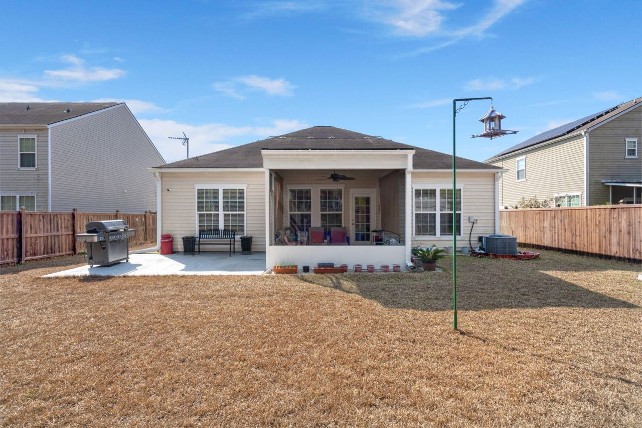 7674 High Maple Circle Photo 29