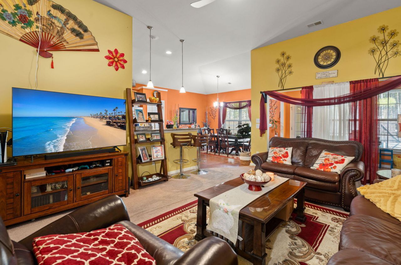 7674 High Maple Circle Photo 9