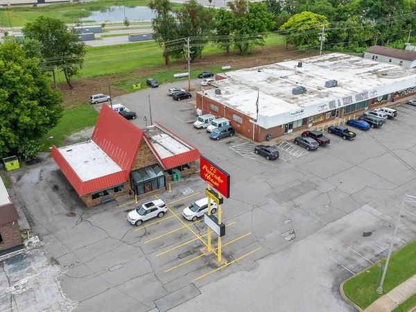 15124 Fort Campbell Blvd, Oak Grove, KY 42262