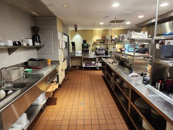 125 WALNUT ST, Unit RESTAURANT, PHILADELPHIA, PA 19106