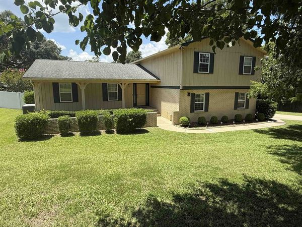 3726 Wicklow Circle, Tallahassee, FL 32309