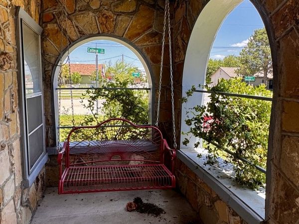 102 11th, Junction, TX 76849