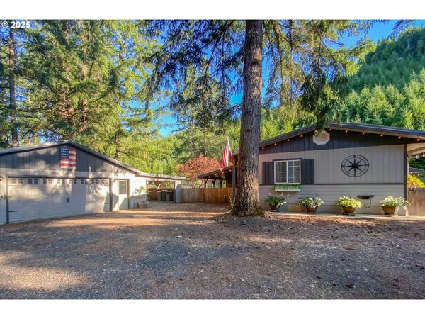 358 ANITA LN, Glide, OR 97443