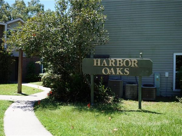 172 SANDRA DEL MAR Drive, Mandeville, LA 70448