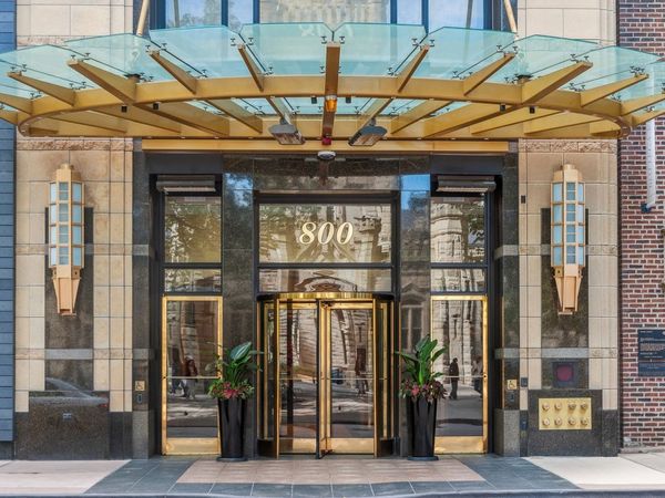 800 N Michigan Avenue, Unit 2502, Chicago, IL 60611