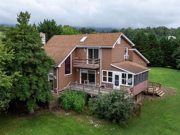 120 BIG OAK DR, LURAY, VA 22835