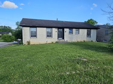 1766 Russell Cave Road, Lexington, KY 40505