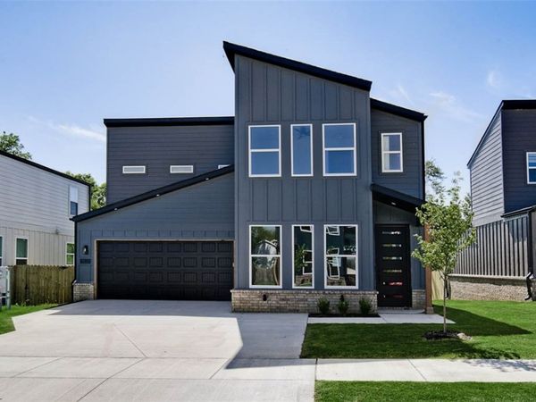 1300 SW Journey Lane, Bentonville, AR 72712