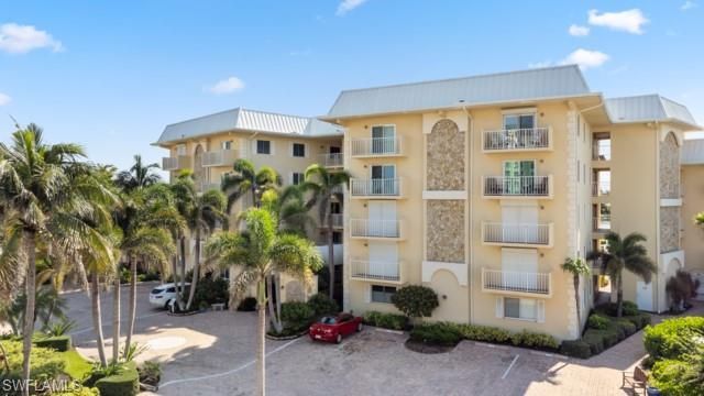 3000 Gulf Shore Blvd N, Unit 207, Naples, FL 34103 Photo