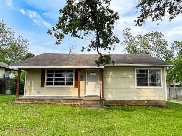 407 Bremond Street, Franklin, TX 77856