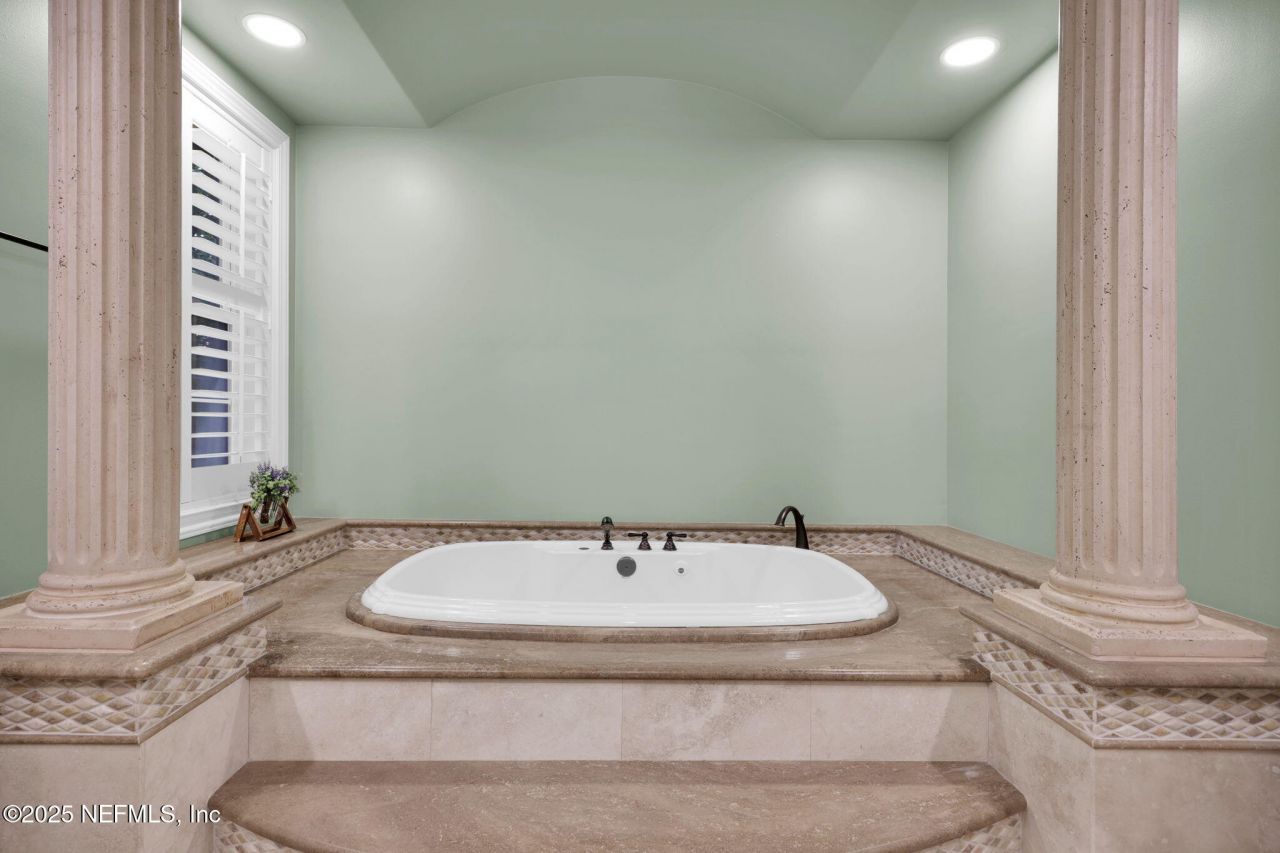 4423 Swilcan Bridge Lane N, Jacksonville, FL 32224 Photo