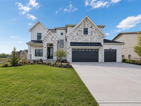 15267 W 161st Terrace, Olathe, KS 66062
