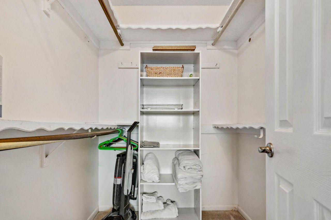 100 Paradise Harbour Boulevard, Unit 208, North Palm Beach, FL 33408 Photo