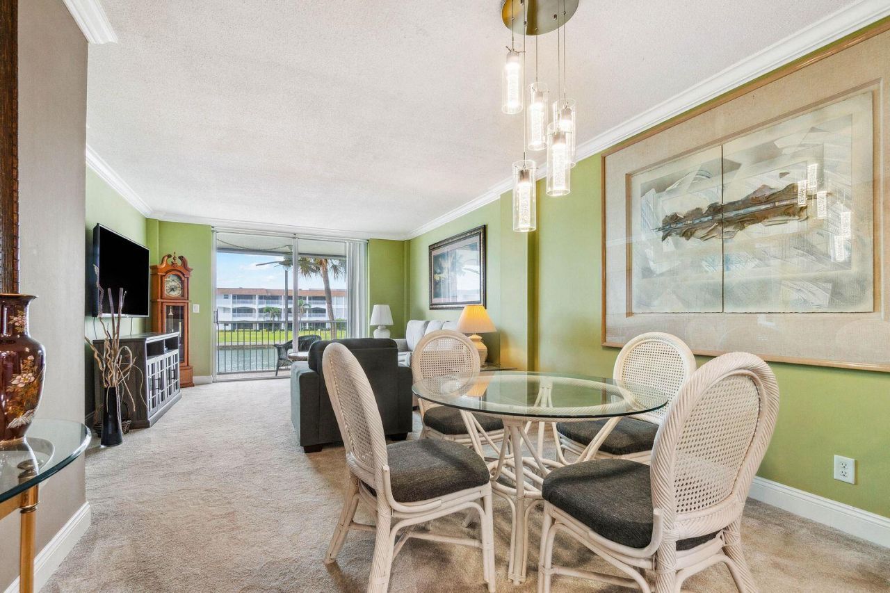 100 Paradise Harbour Boulevard, Unit 208, North Palm Beach, FL 33408 Photo
