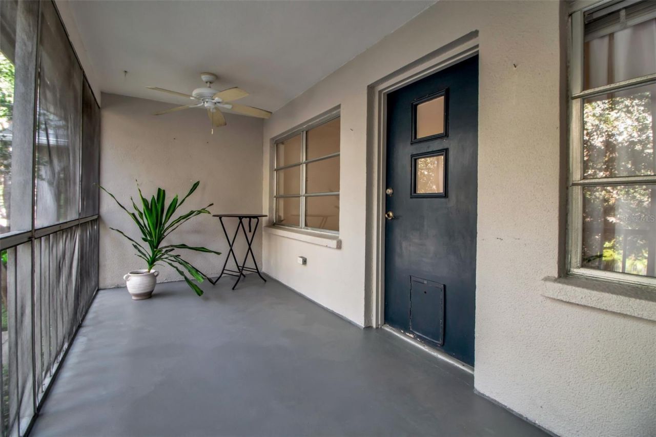 3745 Almeria Avenue, Unit 6S, Sarasota, FL 34239 Photo