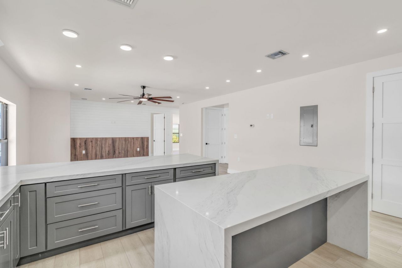 708 82nd Street Ocean Street Ocean, Marathon, FL 33050 Photo