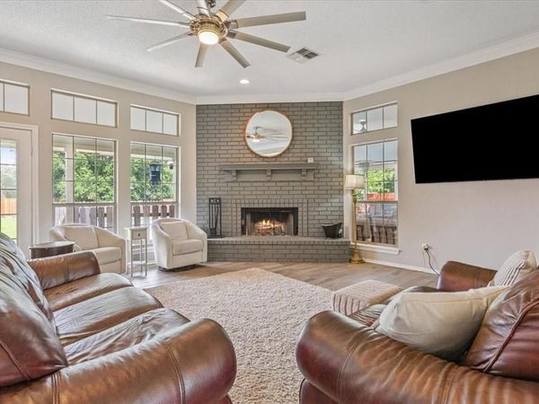 1102 Evening Sun Lane, Waco, TX 76657