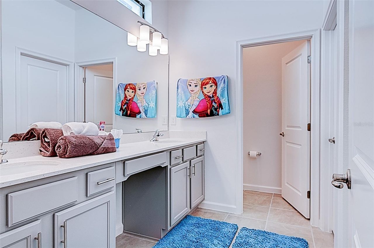 5893 High Seas Drive, Orlando, FL 32821 Photo