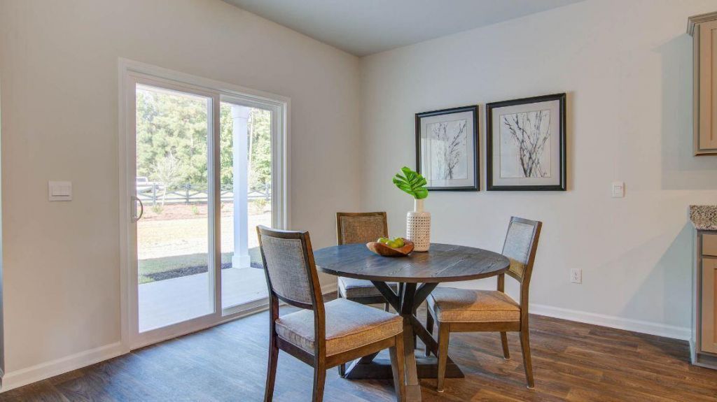 325 Mistflower Lane Photo 12