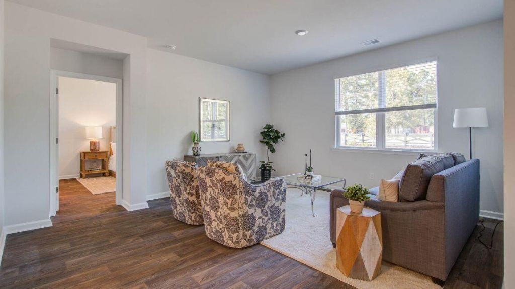 325 Mistflower Lane Photo 13