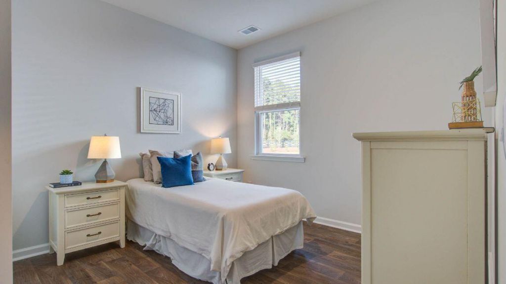 325 Mistflower Lane Photo 21