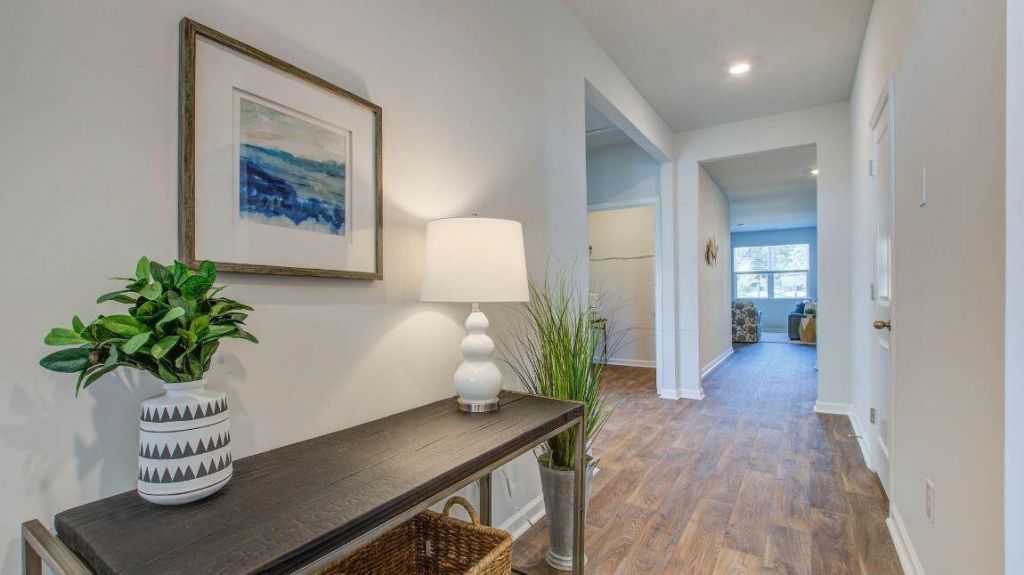 325 Mistflower Lane Photo 24