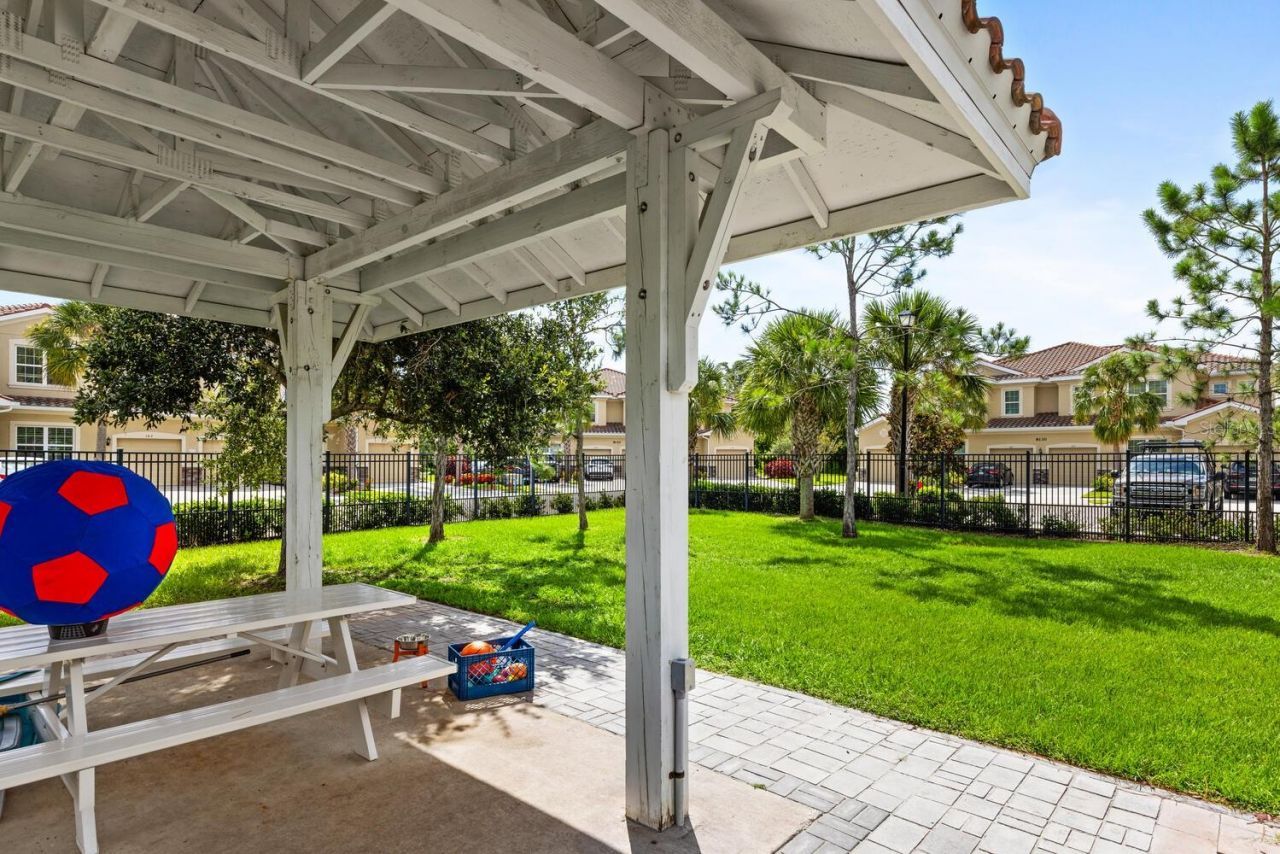 3039 Oriole Drive, Sarasota, FL 34243 Photo