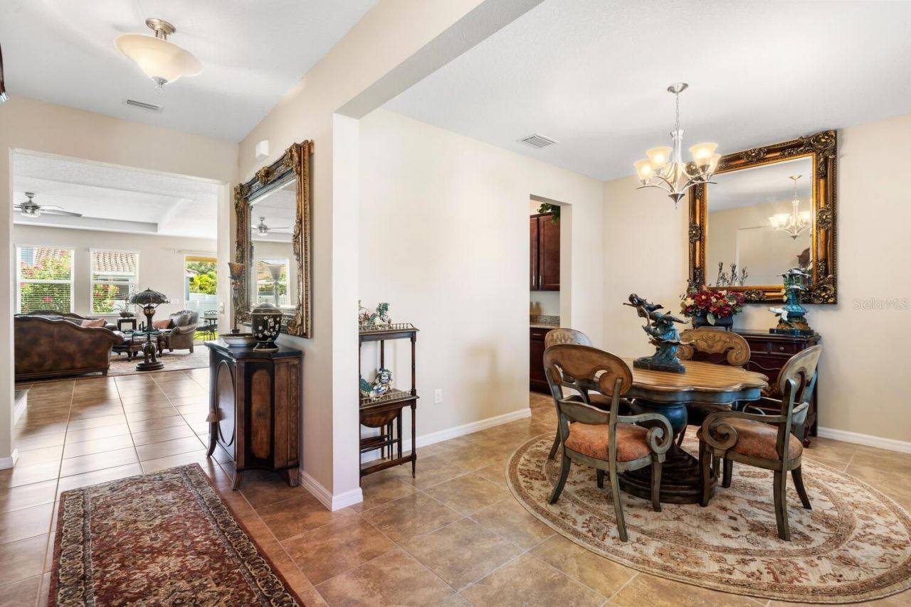 3039 Oriole Drive, Sarasota, FL 34243 Photo