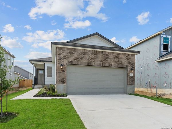 761 Whitman Street, New Braunfels, TX 78130