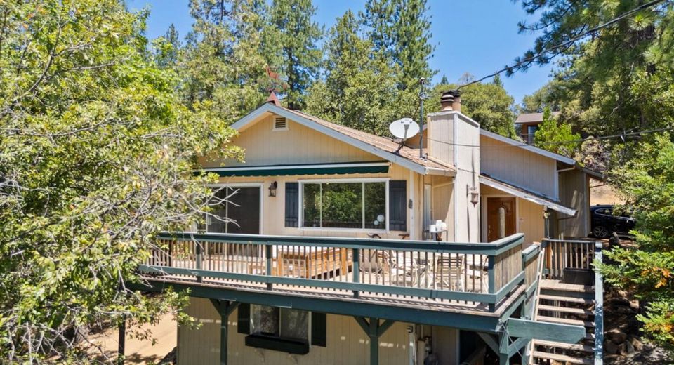 20018 Pine Mountain Dr, Groveland, CA 95321 Photo