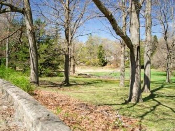 182 Tuxedo Road, Tuxedo Park, NY 10987