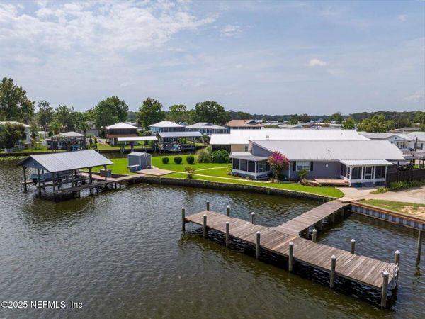 164 MOONLITE Drive, Welaka, FL 32193