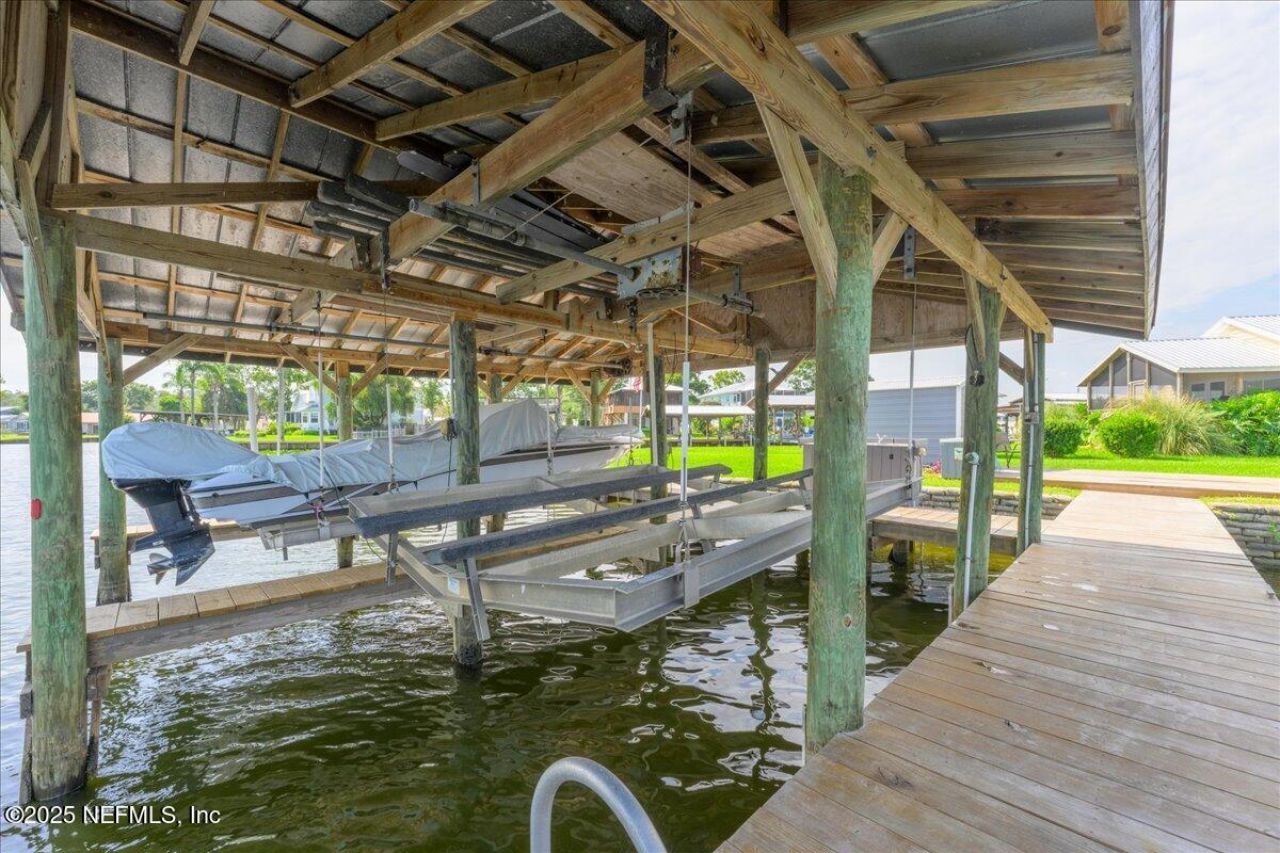 164 Moonlite Drive, Welaka, FL 32193 Photo