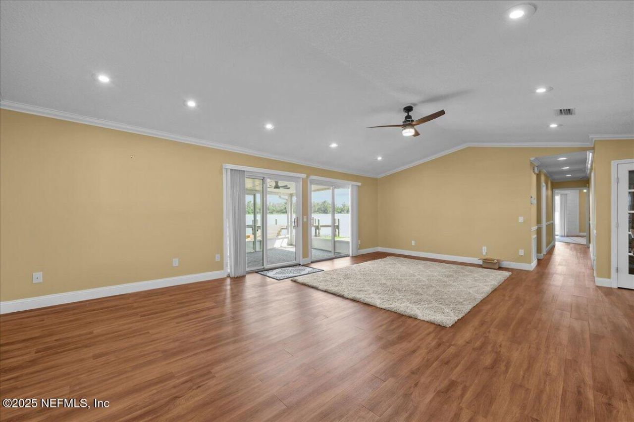 164 Moonlite Drive, Welaka, FL 32193 Photo