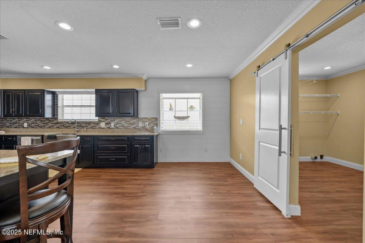 164 Moonlite Drive, Welaka, FL 32193 Photo