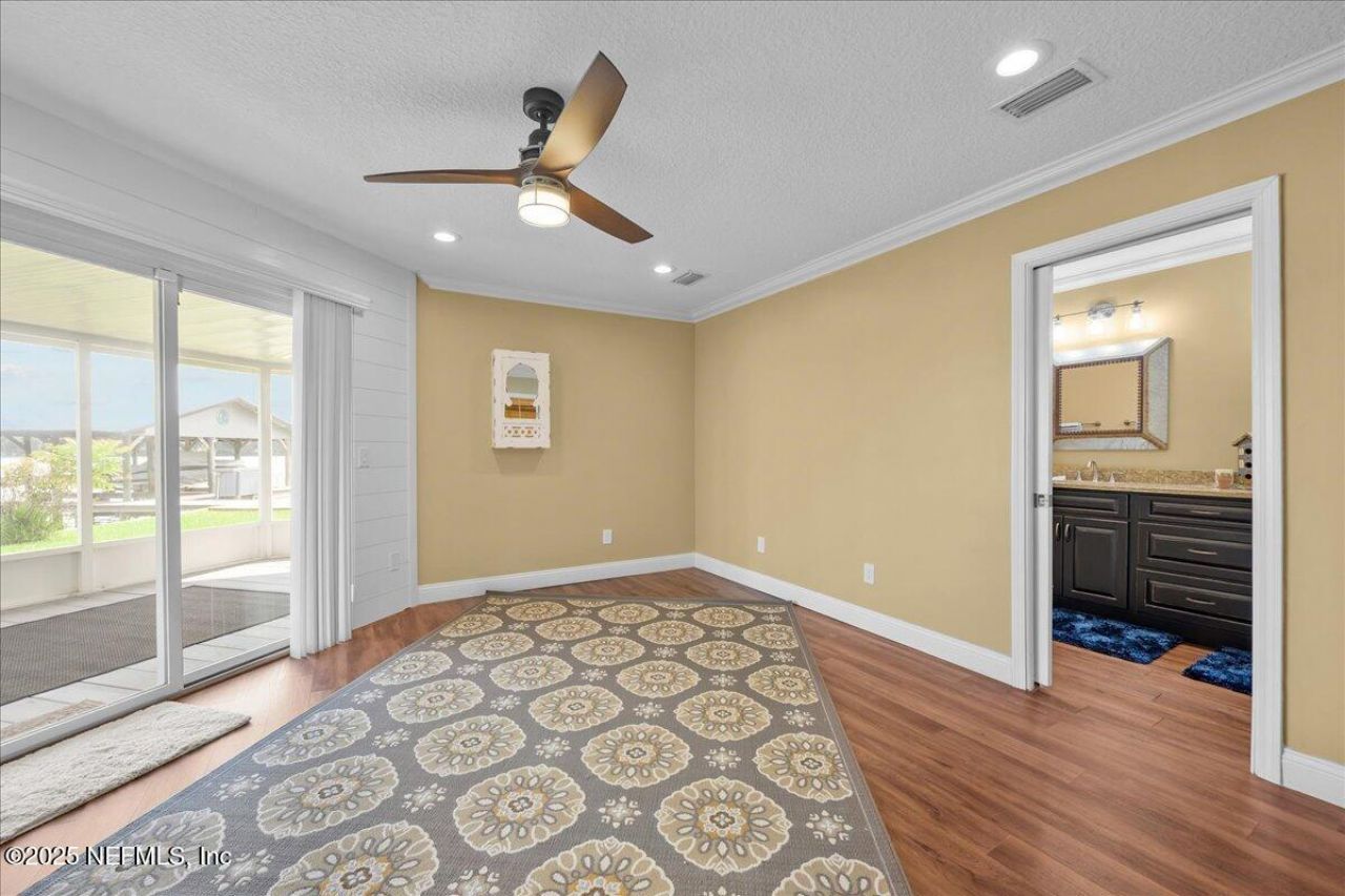 164 Moonlite Drive, Welaka, FL 32193 Photo