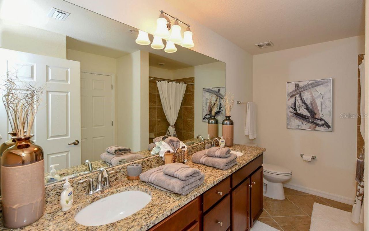 17006 Vardon Terrace, Unit 208, Bradenton, FL 34211 Photo