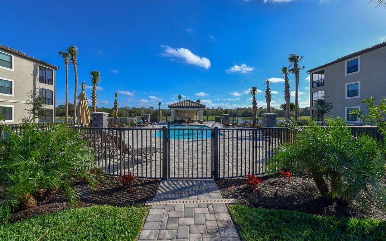 17006 Vardon Terrace, Unit 208, Bradenton, FL 34211 Photo