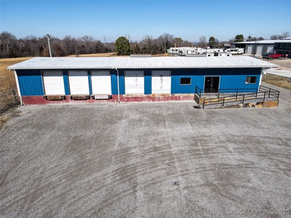 1221 S George Nigh , McAlester, OK 74501