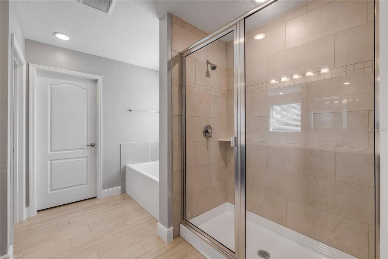 2211 Elegant Manor Circle, Edgewater, FL 32141 Photo