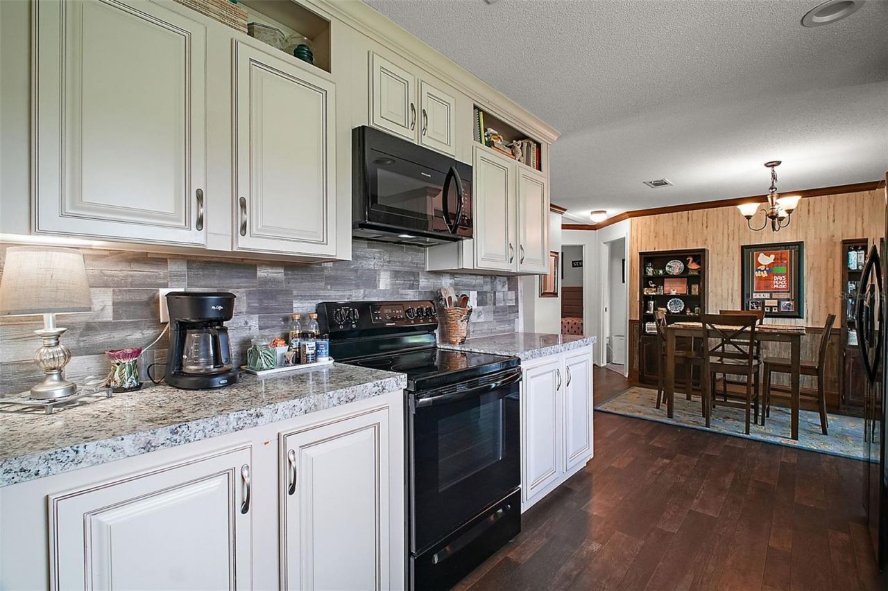 2551 Cayman Circle, Zellwood, FL 32798 Photo